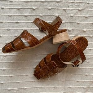 Freda Salvador Midheel Hattie Fisherman Sandals